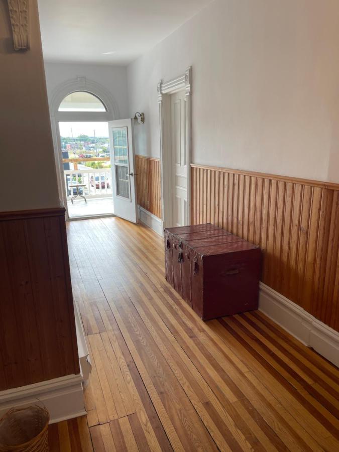Auberge Et Bistro Namaste Lachute Ngoại thất bức ảnh