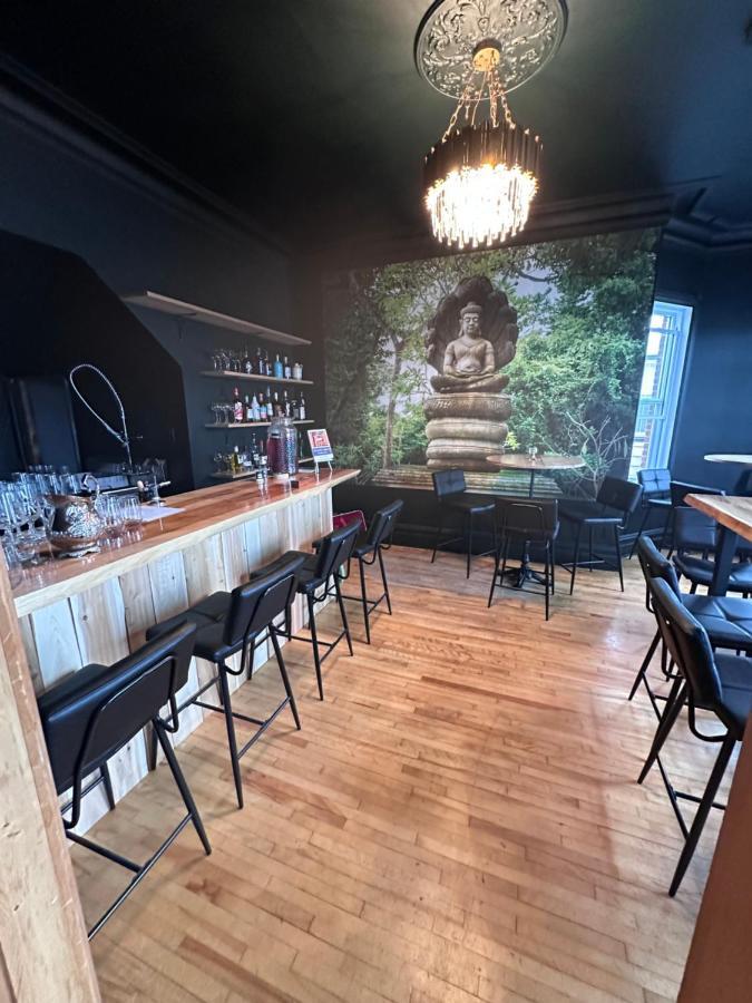 Auberge Et Bistro Namaste Lachute Ngoại thất bức ảnh
